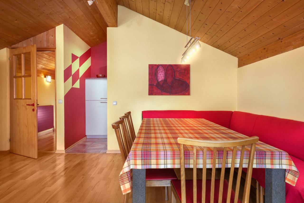 Alpinappartements Stoeckl พาร์เตอเนน ภายนอก รูปภาพ